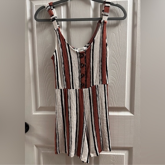 Love Tree Striped Romper - Picture 1 of 10